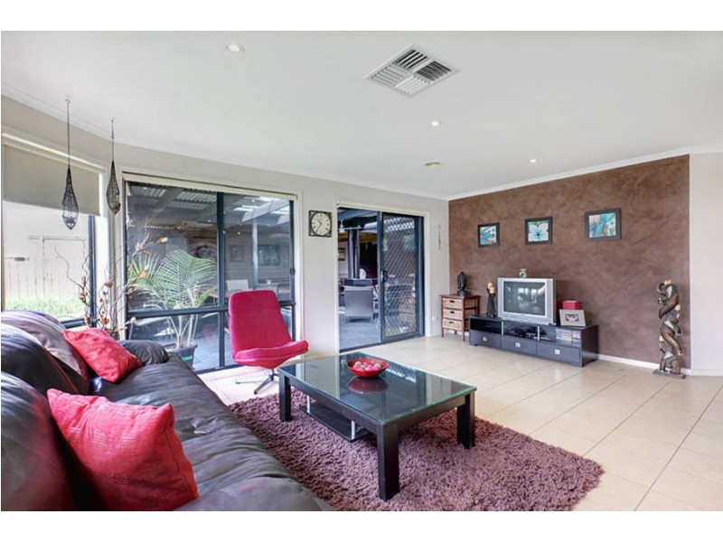 5 Skipton Street, Kurunjang VIC 3337