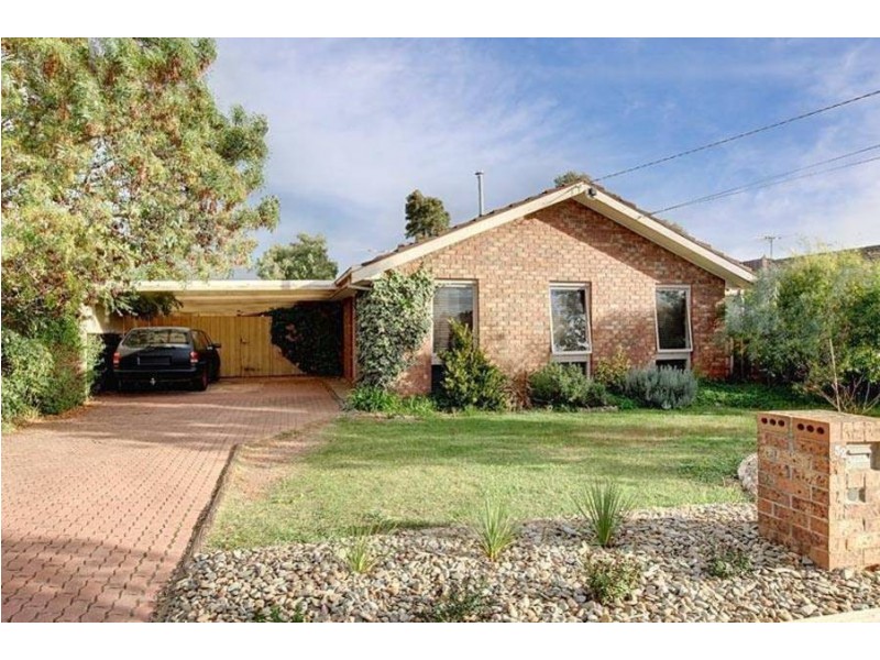 52 Childs Street, Melton South VIC 3338