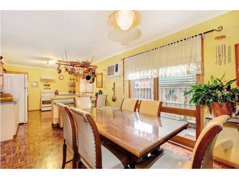 52 Childs Street, Melton South VIC 3338