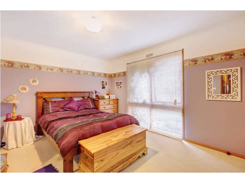 52 Childs Street, Melton South VIC 3338