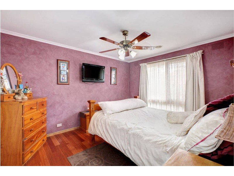 1 Hilton Way, Melton West VIC 3337