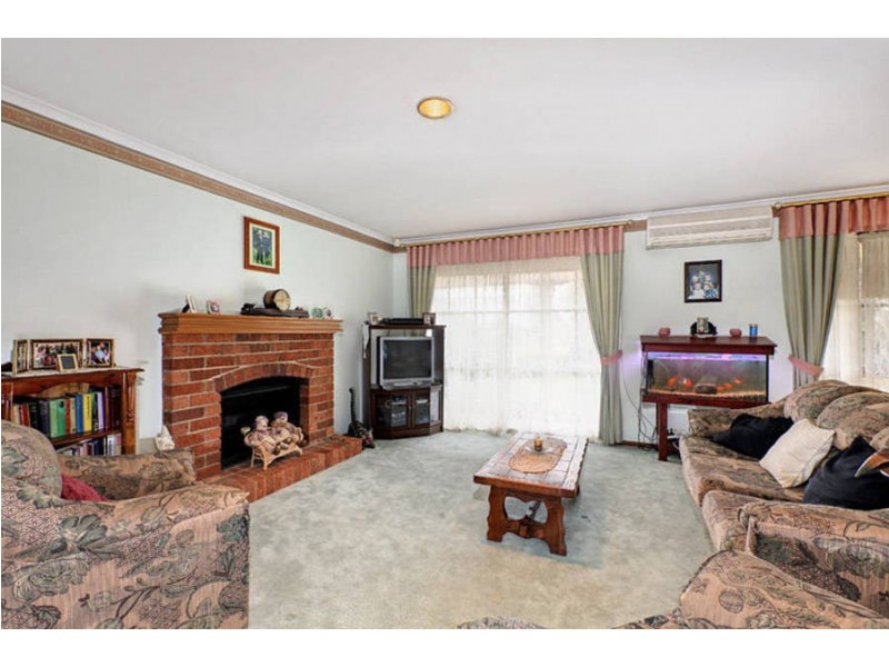 66 Centenery Avenue, Kurunjang VIC 3337