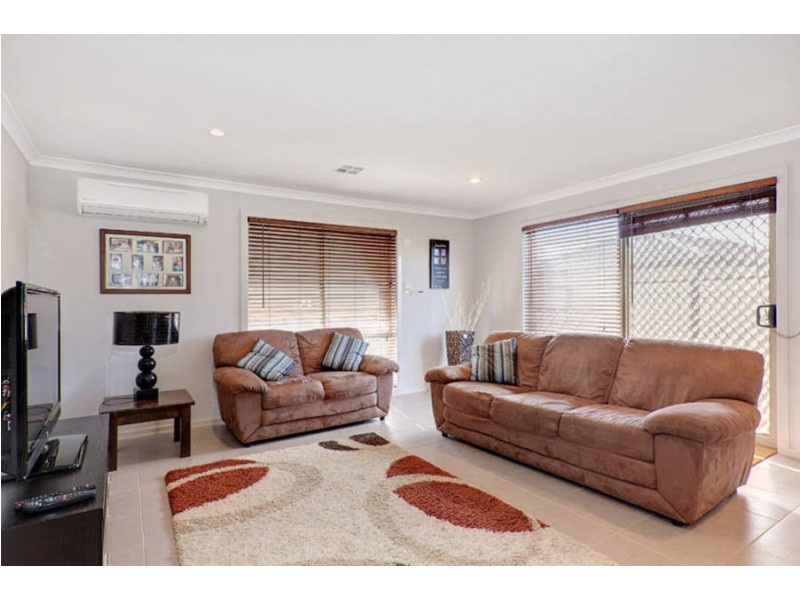 37 Colonus Street, Kurunjang VIC 3337