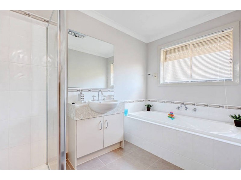 37 Colonus Street, Kurunjang VIC 3337