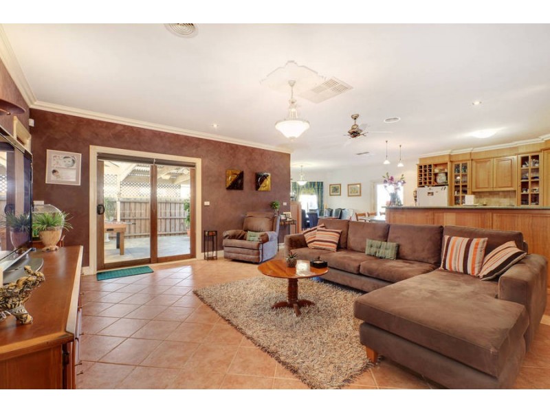 5 Princeton Avenue, Melton West VIC 3337