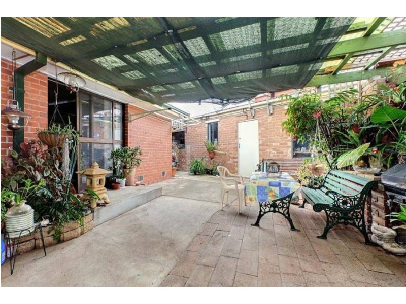 24 Kinloch Road, Melton VIC 3337