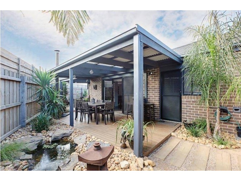 74 Black Knight Way, Kurunjang VIC 3337