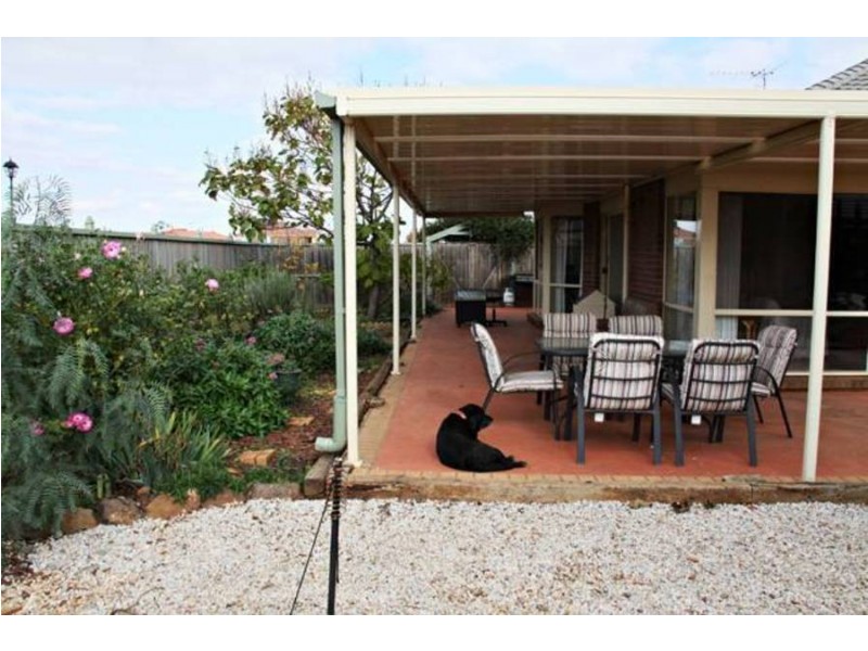 20 Princeton Avenue, Melton West VIC 3337