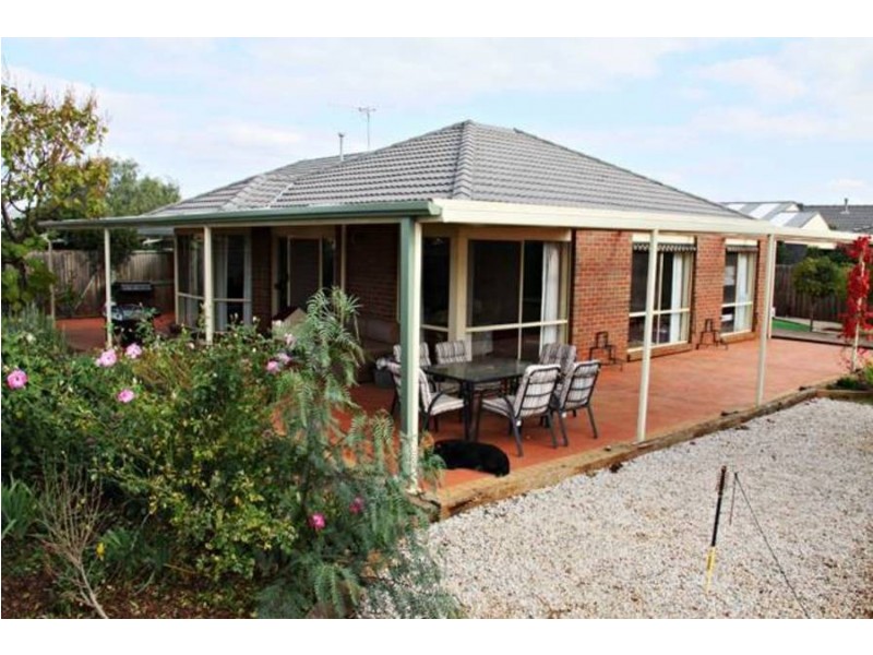 20 Princeton Avenue, Melton West VIC 3337