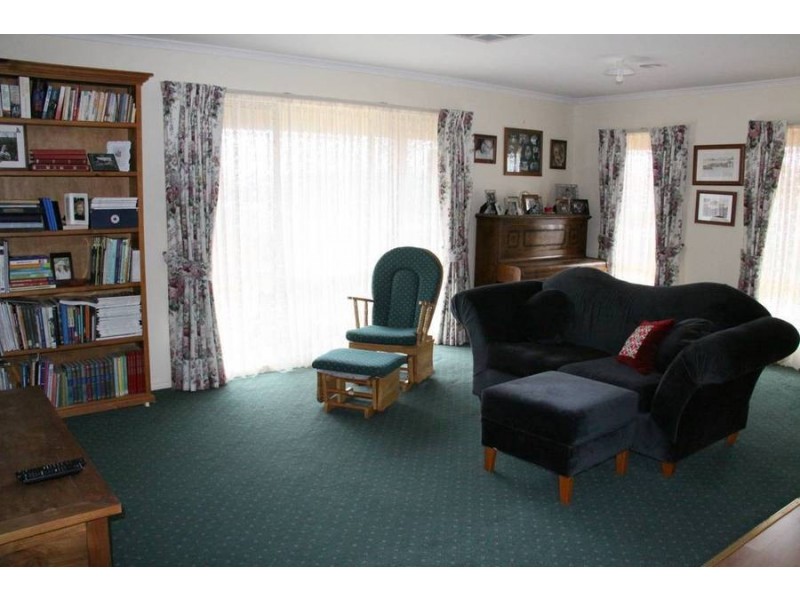 20 Princeton Avenue, Melton West VIC 3337