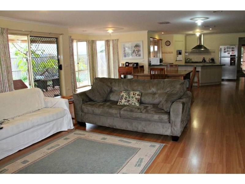 20 Princeton Avenue, Melton West VIC 3337