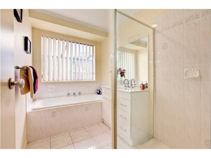 12 Pascoe Court, Melton West VIC 3337