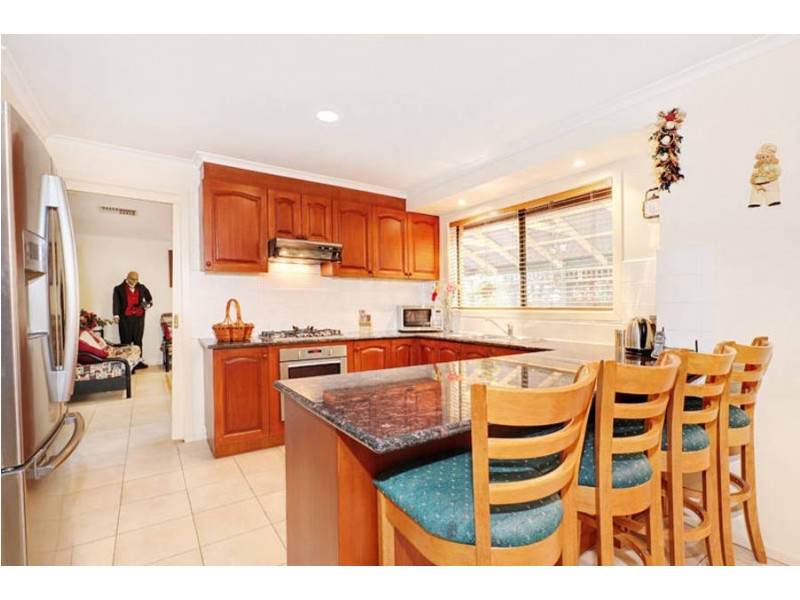 12 Pascoe Court, Melton West VIC 3337