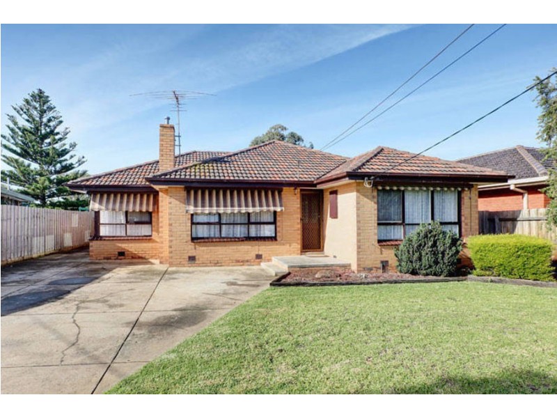 14 Blaxland Rd, Melton South VIC 3338