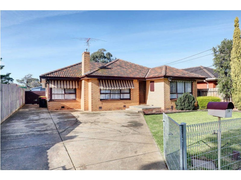 14 Blaxland Rd, Melton South VIC 3338