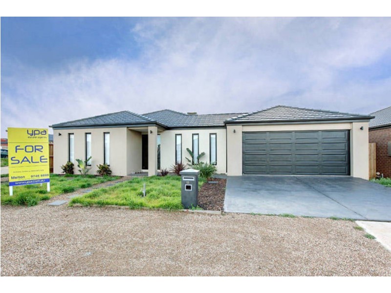 12 Melrome Court, Kurunjang VIC 3337