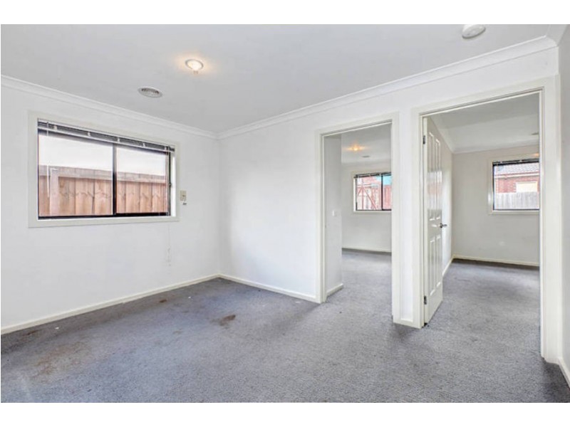 12 Melrome Court, Kurunjang VIC 3337