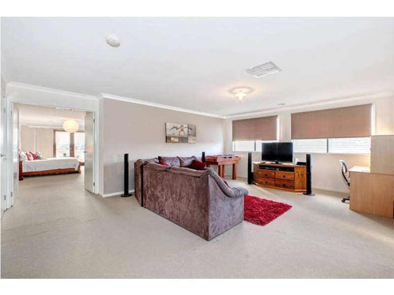 6 Northgate Drive, Melton West VIC 3337