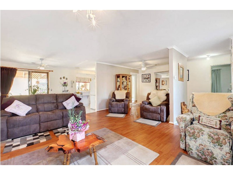 15 Nimmo Crescent, Kurunjang VIC 3337