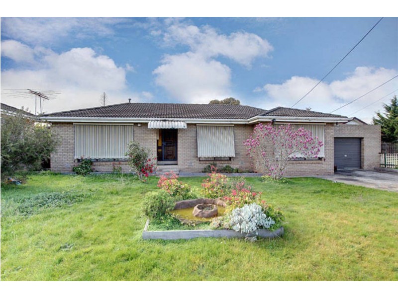 52 Quail Crescent, Melton VIC 3337