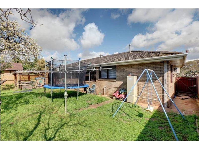 52 Quail Crescent, Melton VIC 3337