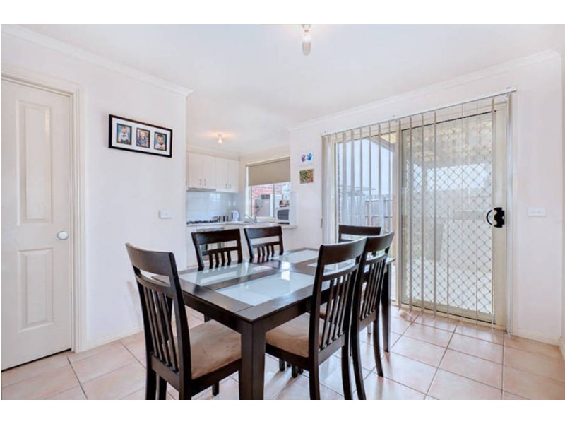 7/44-50 Phillip Street, Melton South VIC 3338