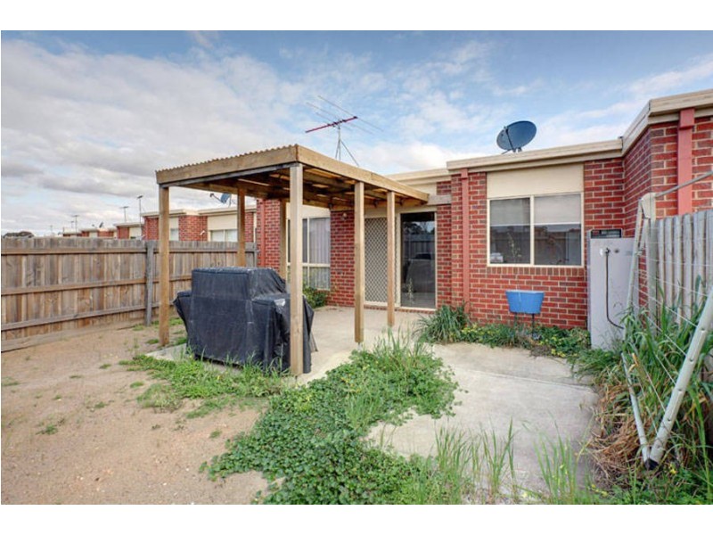 7/44-50 Phillip Street, Melton South VIC 3338