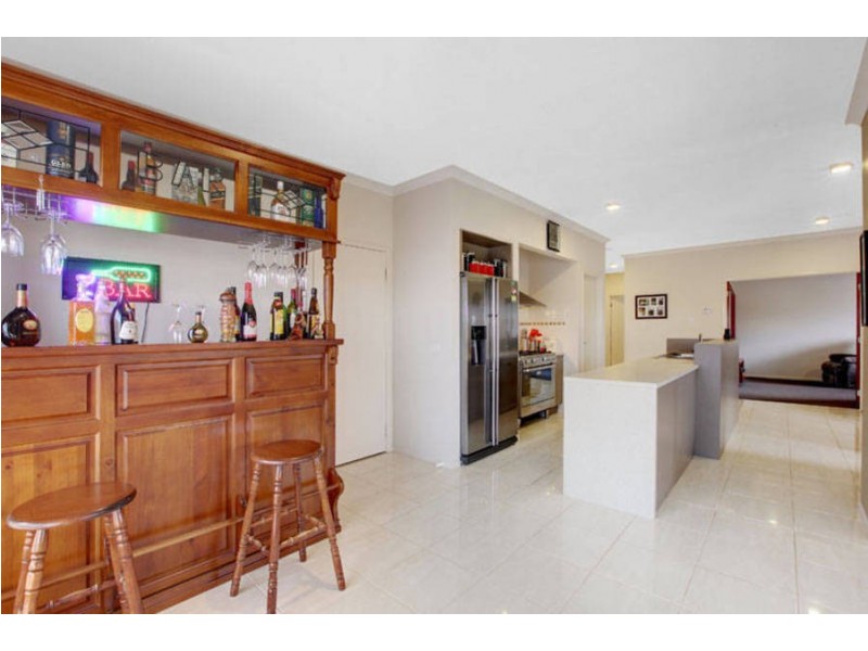 7 Manna Gum Court, Brookfield VIC 3338