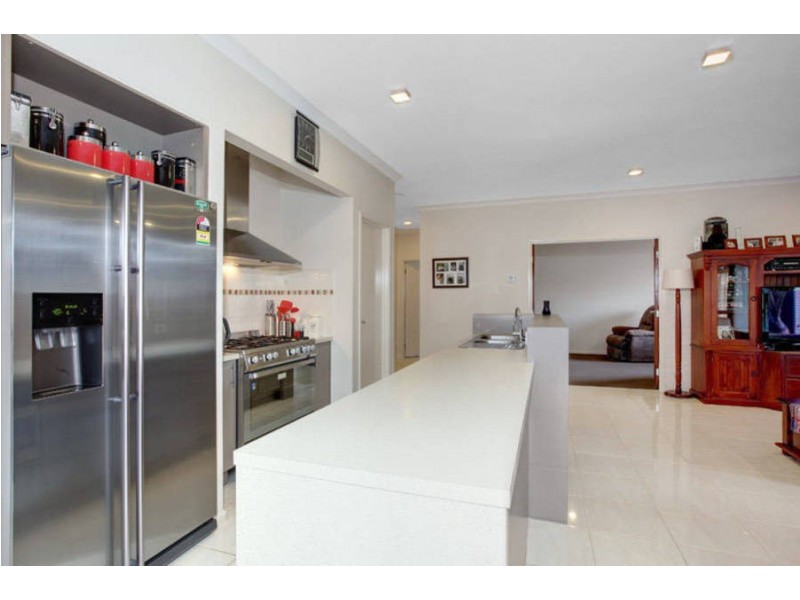 7 Manna Gum Court, Brookfield VIC 3338