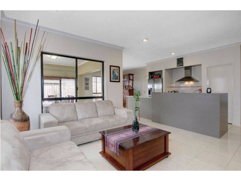 7 Manna Gum Court, Brookfield VIC 3338