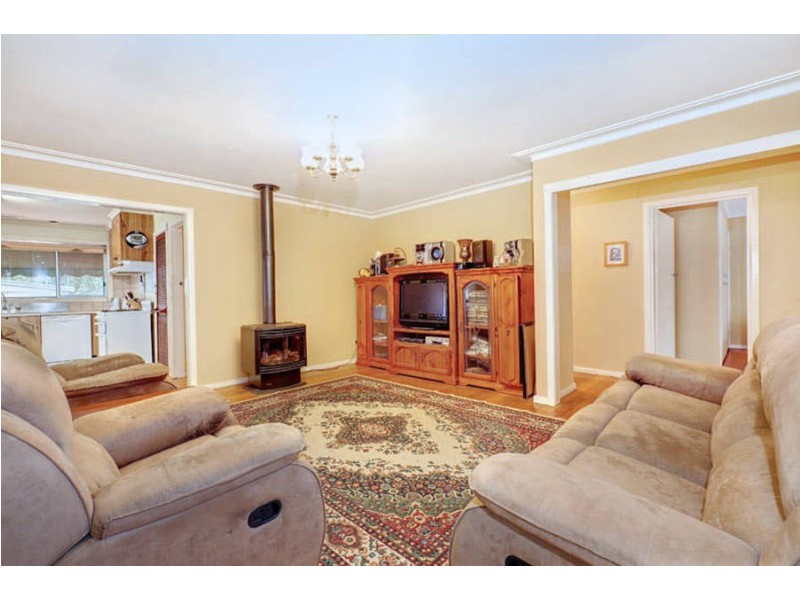 45 Marina Drive, Melton VIC 3337