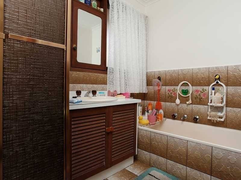 55 Marina Drive, Melton VIC 3337