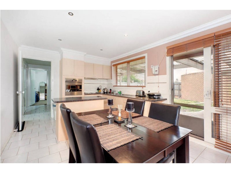 1 Hume Avenue, Melton South VIC 3338