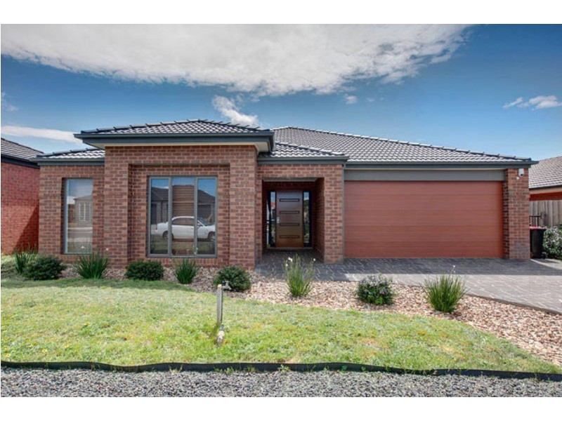 13 Melrome Court, Kurunjang VIC 3337