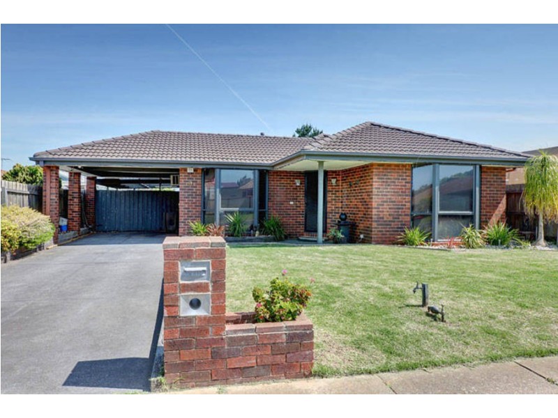 41 Walsingham Crescent, Kurunjang VIC 3337