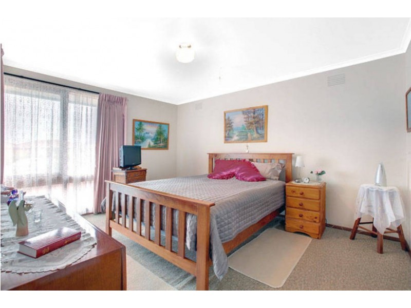 17 Hudson Place, Melton VIC 3337