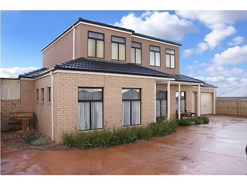 1/11 Merrijig Court, Kurunjang VIC 3337