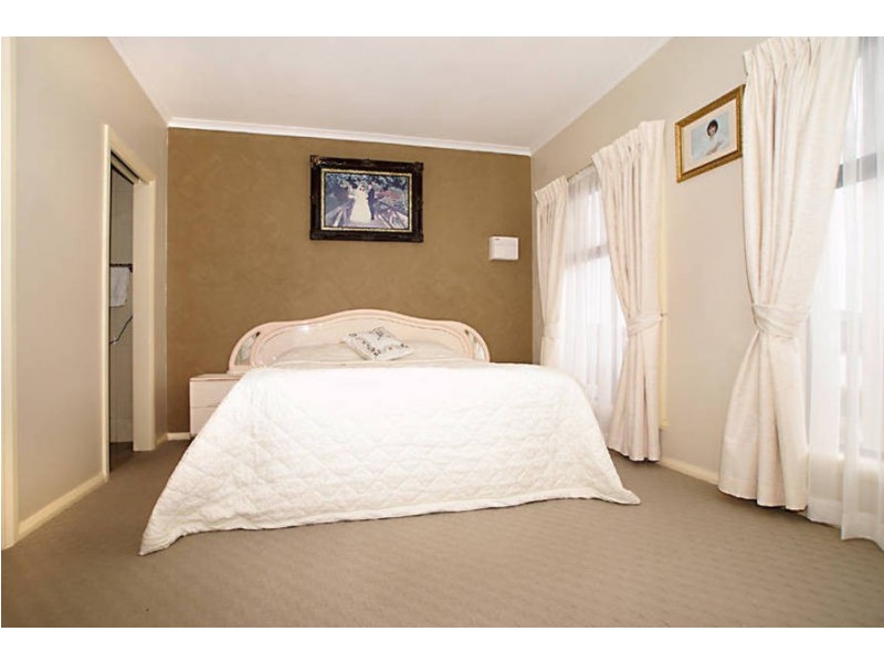 1/11 Merrijig Court, Kurunjang VIC 3337