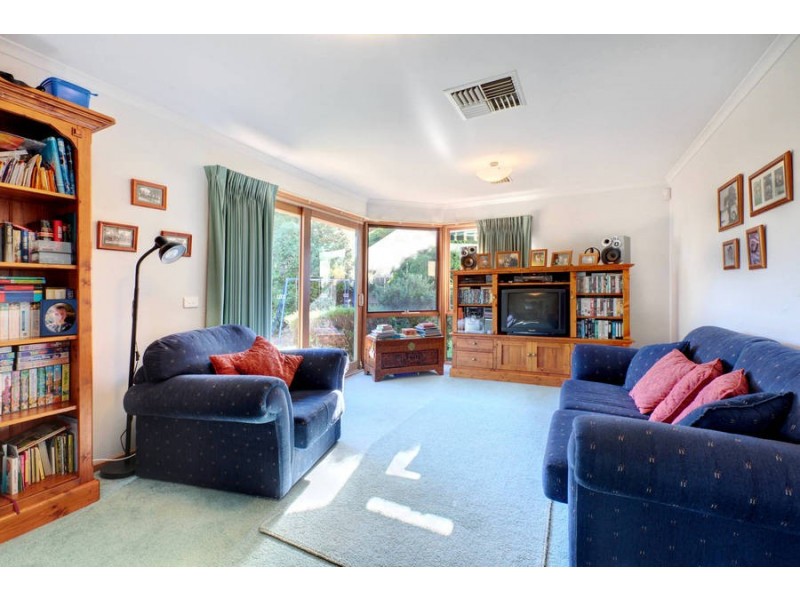 7 Gamalite Drive, Melton West VIC 3337