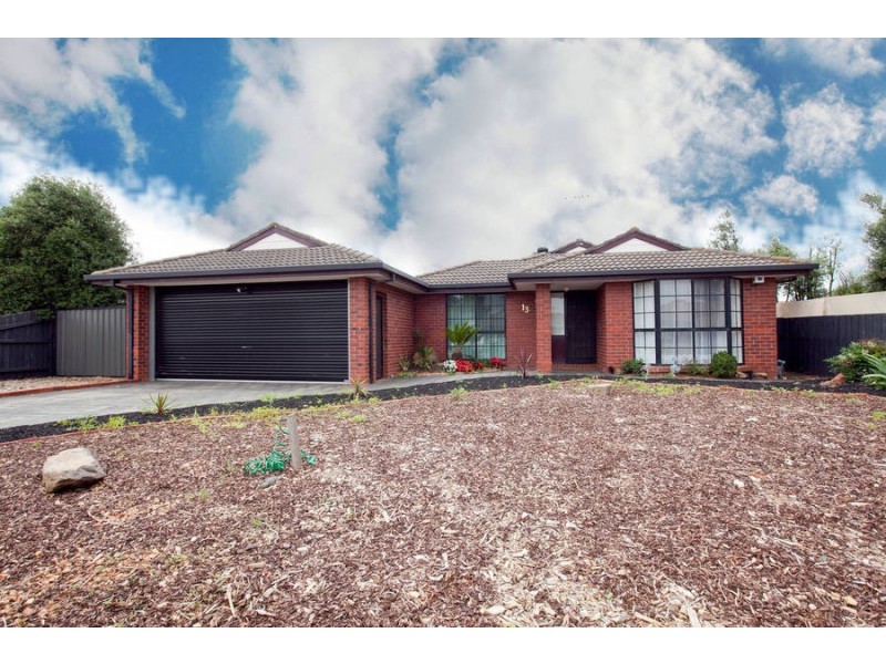 13 Rimfire Court, Melton West VIC 3337