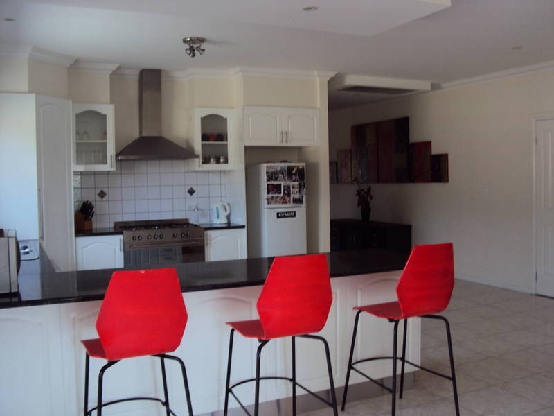 20 Scarborough Crescent, Melton West VIC 3337