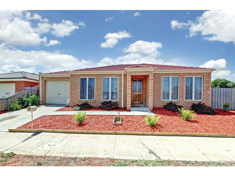 1/97 Dunvegan Drive, Kurunjang VIC 3337