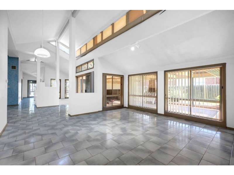 694 High Street, Melton West VIC 3337