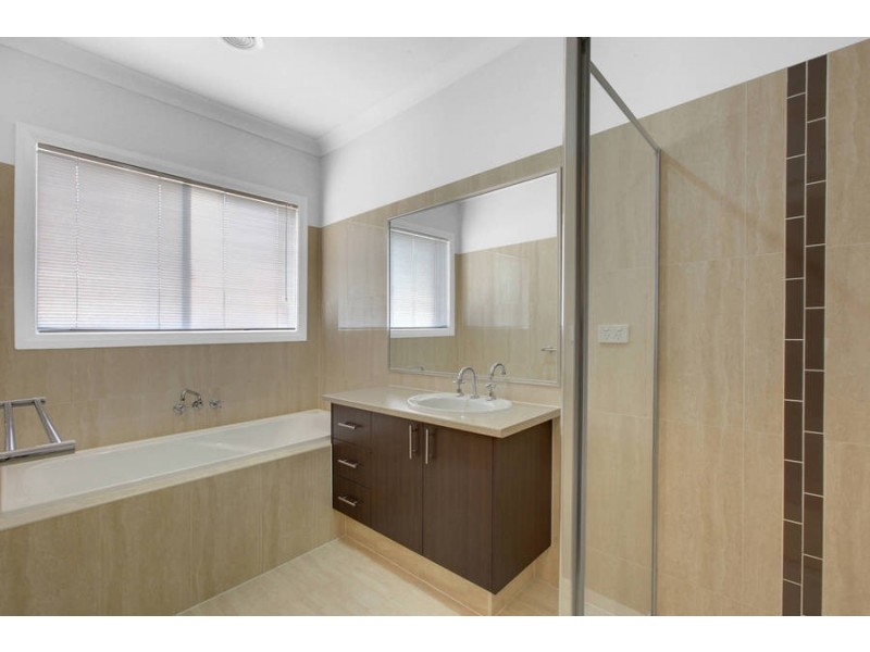 59 Gallery Avenue, Melton West VIC 3337