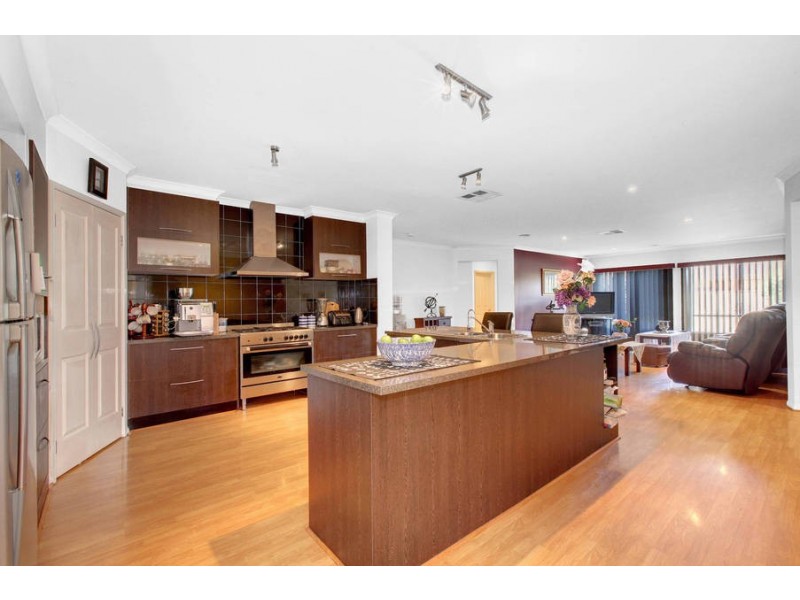 11 Skipton Street, Kurunjang VIC 3337