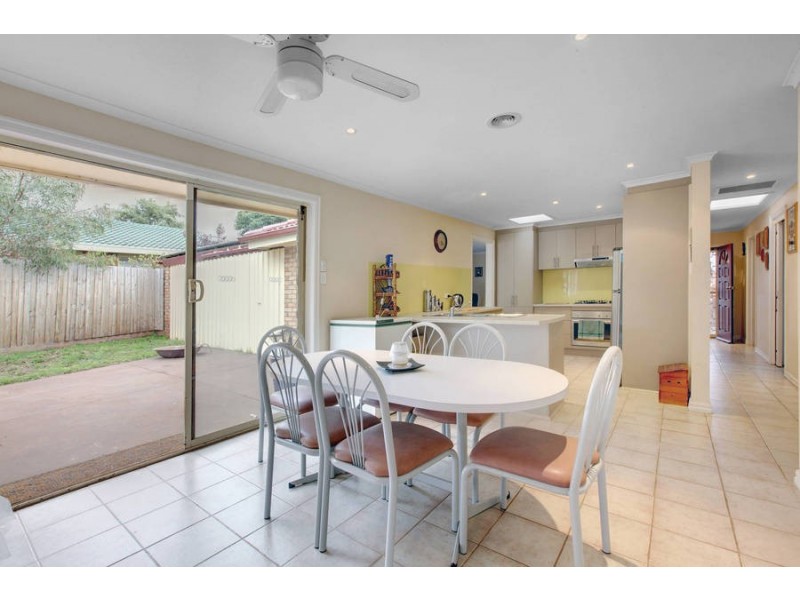 13 Moss Street, Melton South VIC 3338