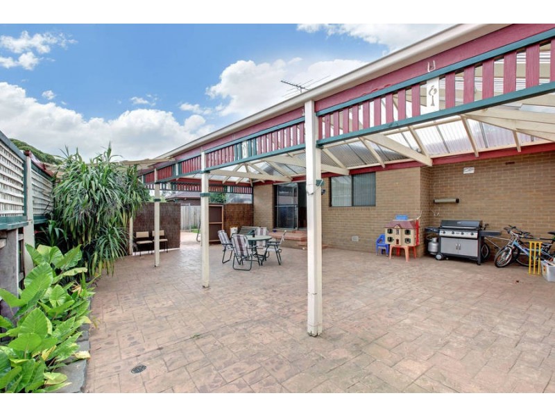 25 Tulloch Avenue, Kurunjang VIC 3337