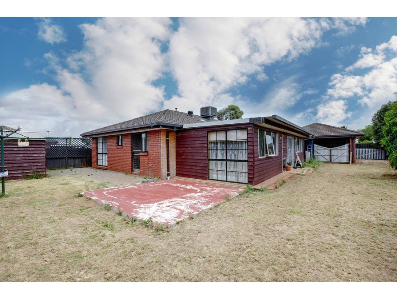 13 Rimfire Court, Melton West VIC 3337