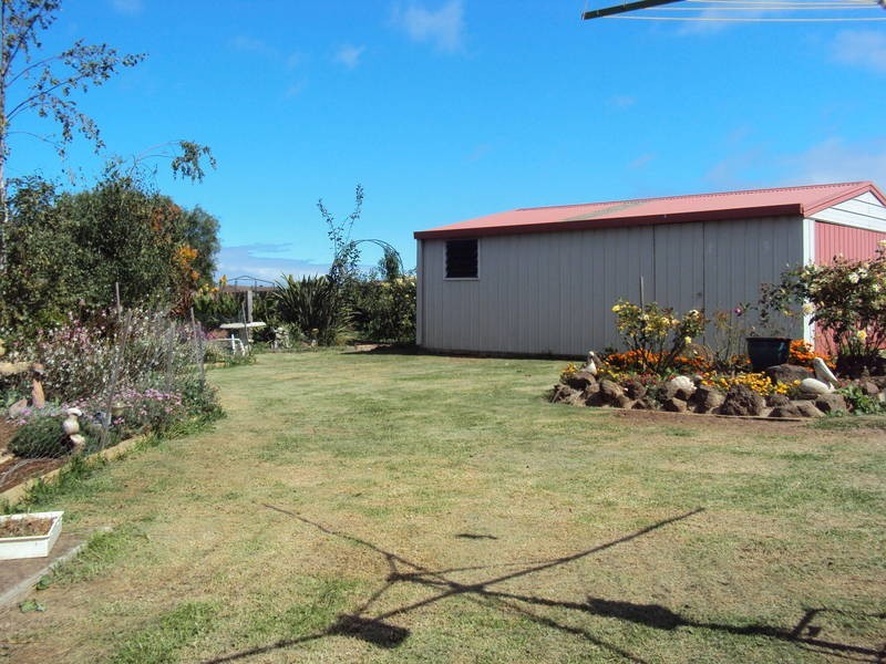 3 Barleycorn Place, Melton West VIC 3337