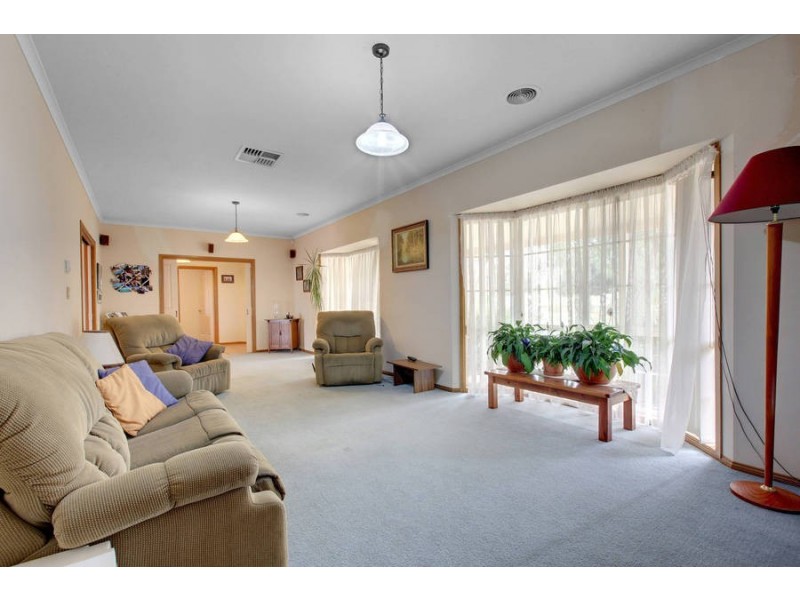 30 John Batman Drive, Melton West VIC 3337